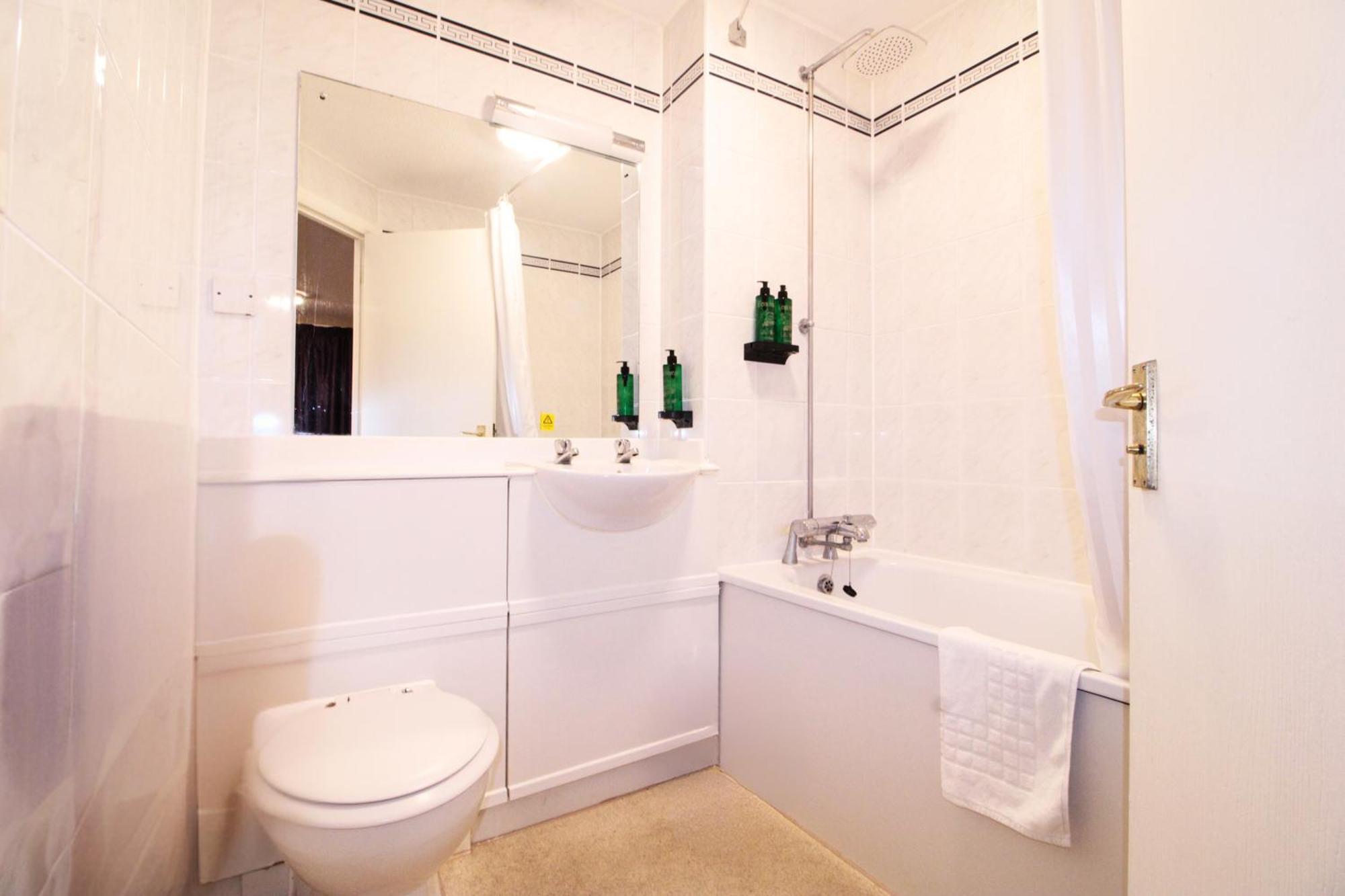 Hotel Orchid Epsom; Sure Collection By Western